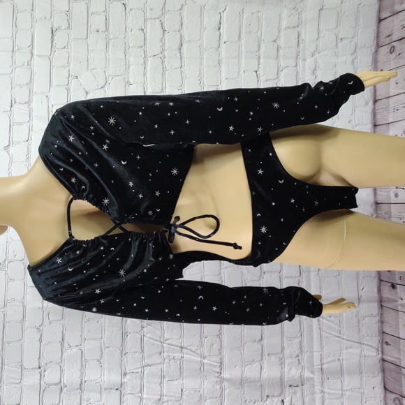New Wild Fable XL Black Velure with sparkly moon and stars long sleeve bodysuit - Picture 5 of 12